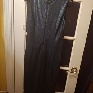 Donna Ricco Shimmering Black Midi Dress